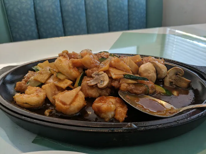 Hunan Yuan Restaurant 6