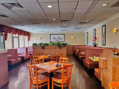 Lakeview Garden Restaurant 0