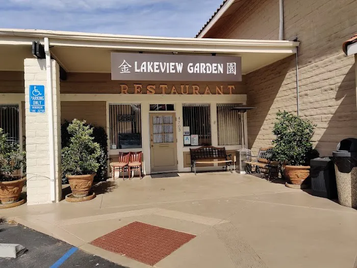 Lakeview Garden Restaurant 8