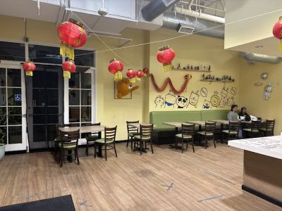 Mom Wong Kitchen 0