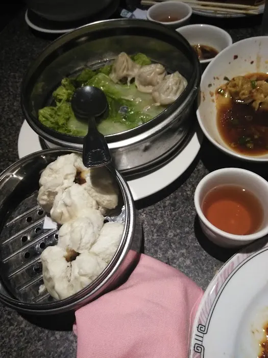 Peking Inn Restaurant 7