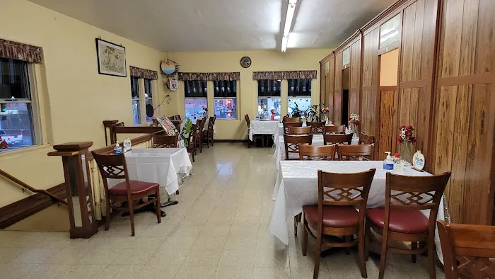 Golden Chicken Inn 6