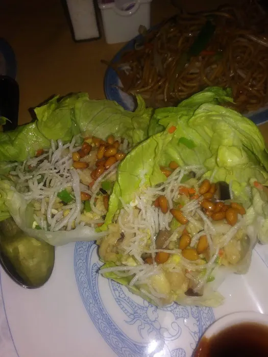 Mandarin House Restaurant 10