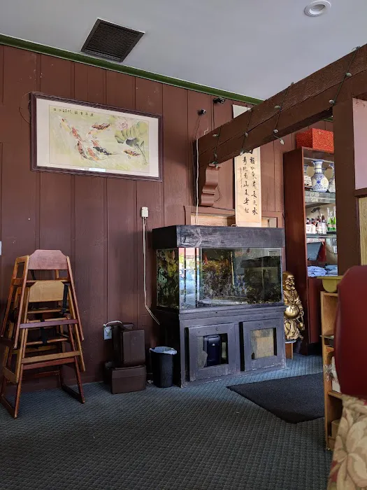 Lee's Chinese Food 7