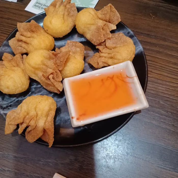 Rong Cheng Chinese Restaurant 8
