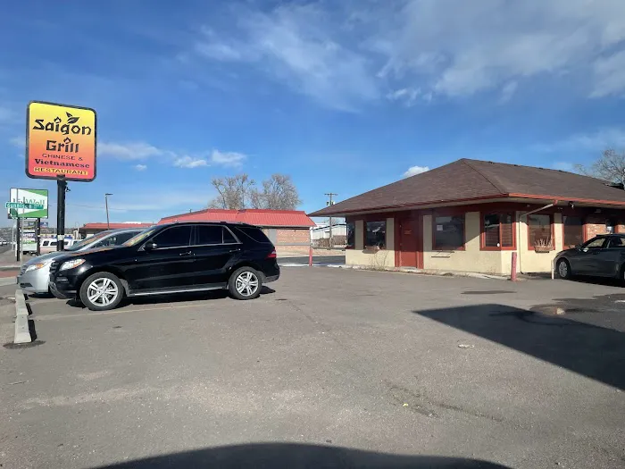 Saigon Grill (Chinese & Vietnamese Cuisine) 2