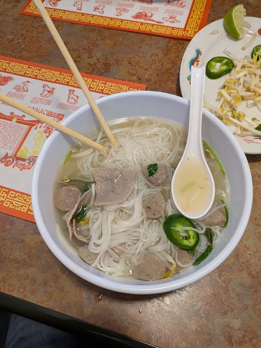 Saigon Grill (Chinese & Vietnamese Cuisine) 5