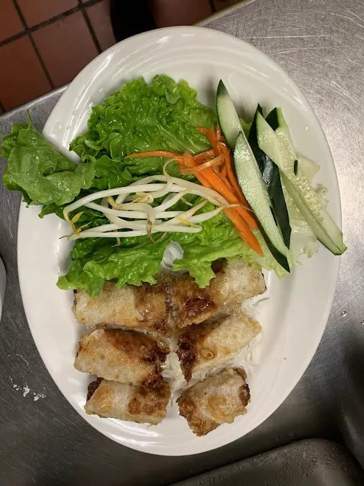 Saigon Grill (Chinese & Vietnamese Cuisine) 9