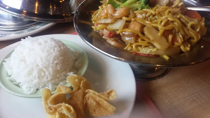 Jade East Chinese Restaurant 3