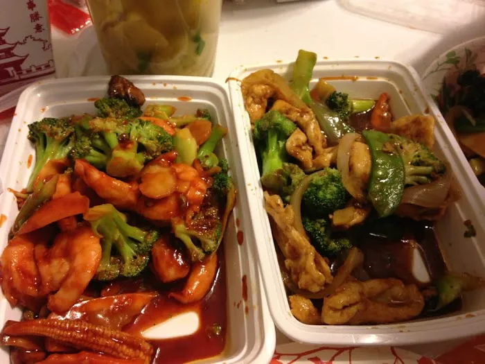 Elkview | Chinese Restaurant 7