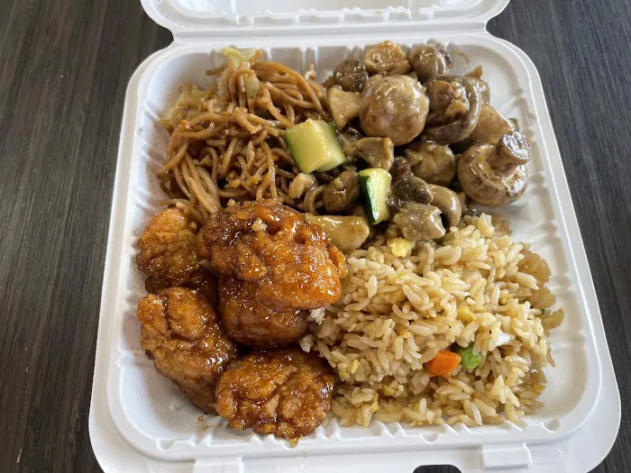 Chow Mein Express 6