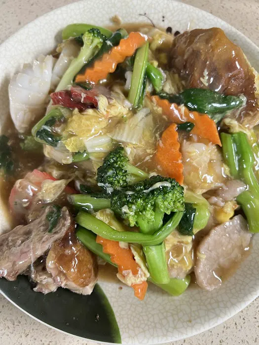 Waimalu Chop Suey 8