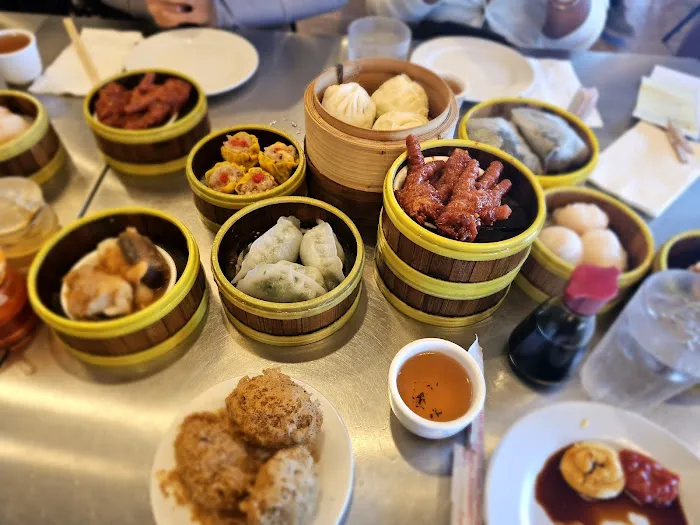 Nice Day Chinese Seafood Restaurant 9