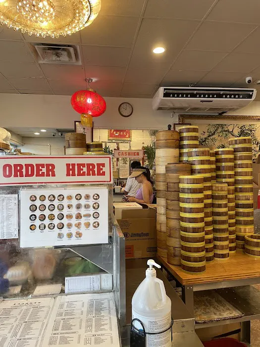 Nice Day Chinese Seafood Restaurant 10