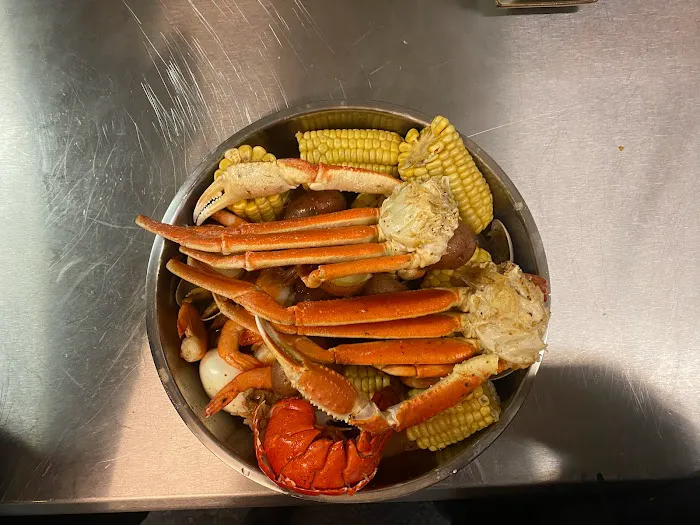 Far East Sushi & Seafood 3