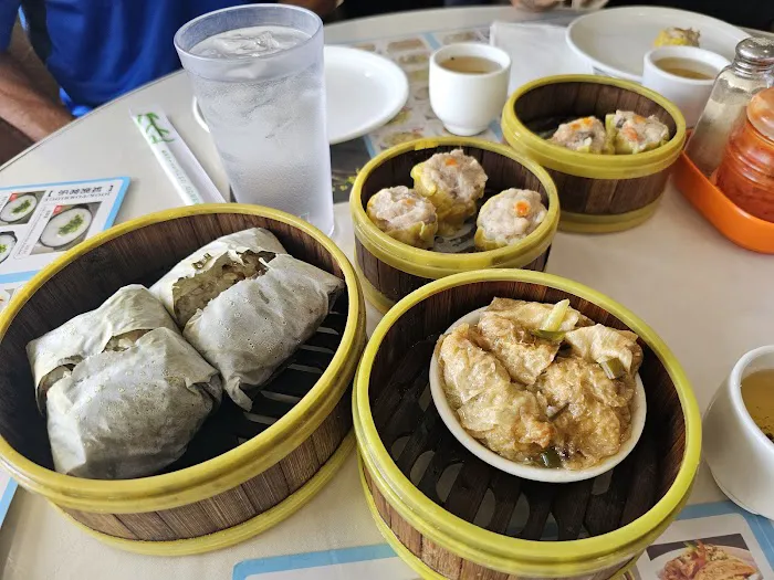 Fook Lam Seafood Restaurant 4