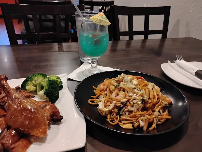 Cheng's Restaurant and Bar 2