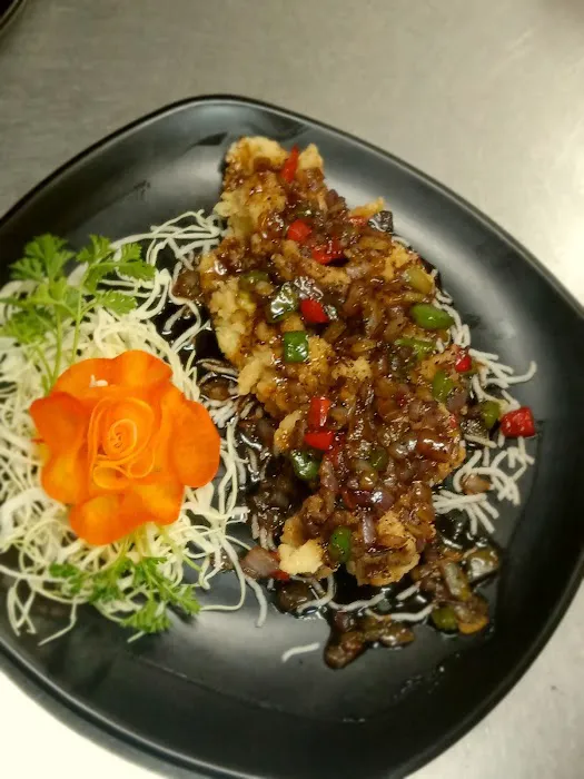 Cheng's Restaurant and Bar 5