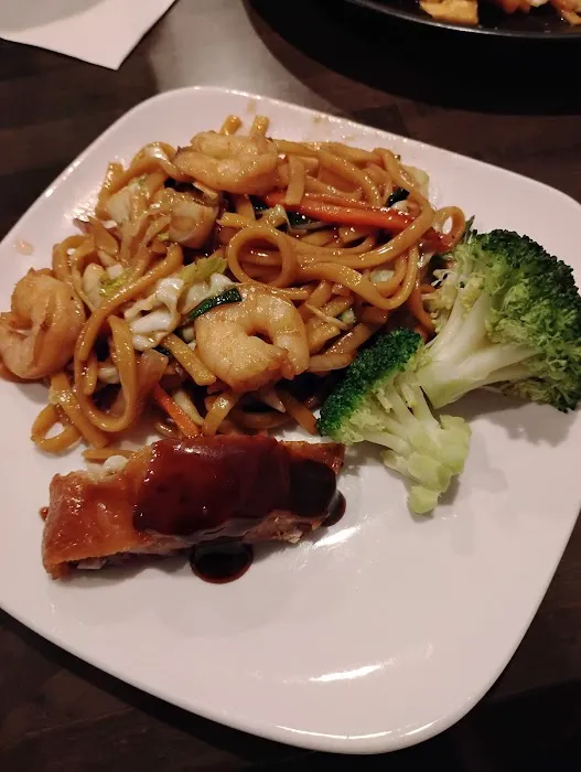 Cheng's Restaurant and Bar 6