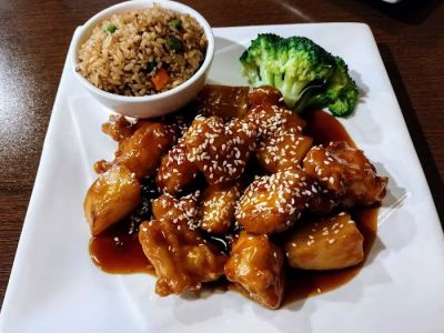 Lee's Asian Fusion 0