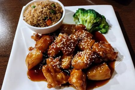 Lee's Asian Fusion