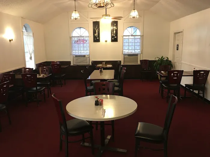 Lee's Chinese Inn 2