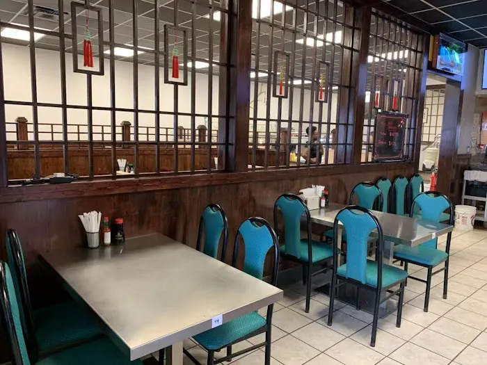 Happy Wok Restaurant 5