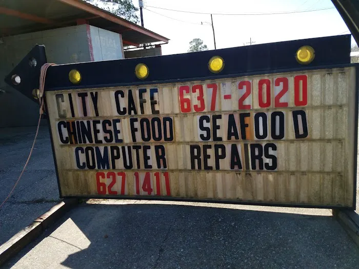 Livonia City Cafe 4