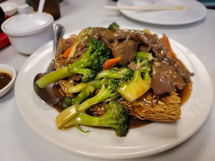 Golden Eagle Chinese Restaurant 6