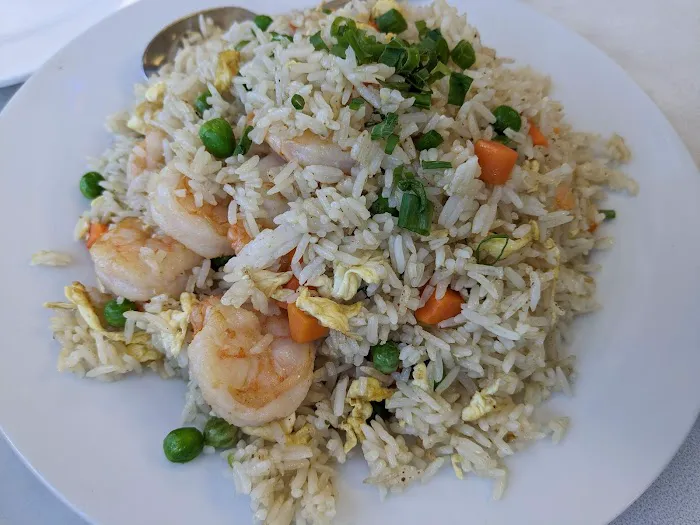 Golden Eagle Chinese Restaurant 10