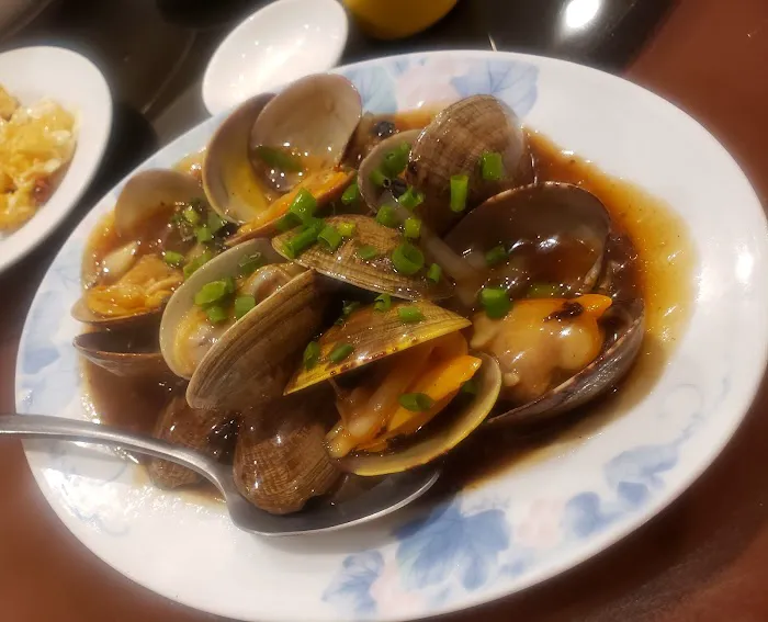On On Chinese Restaurant 7