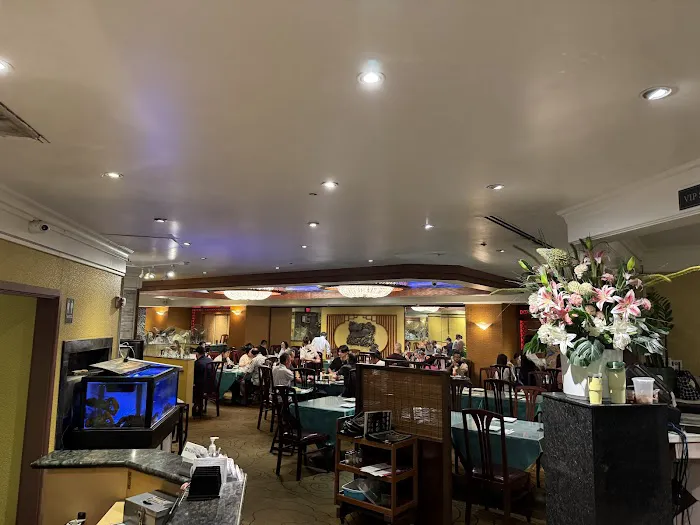 Kirin Restaurant 8