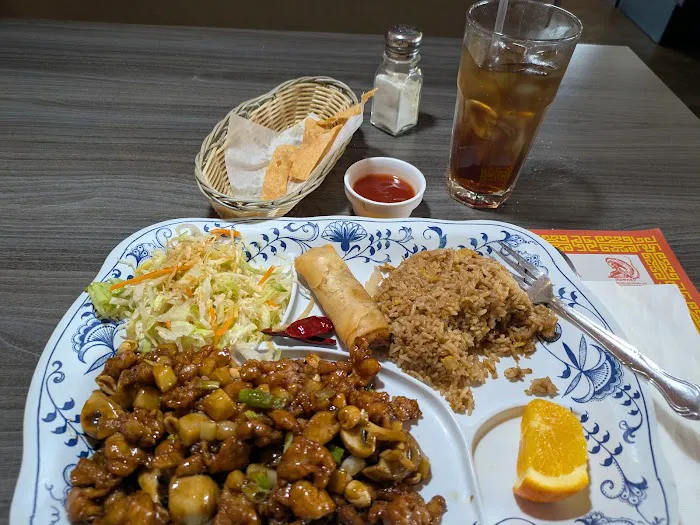Mandarin Wong Chinese Restaurant 3