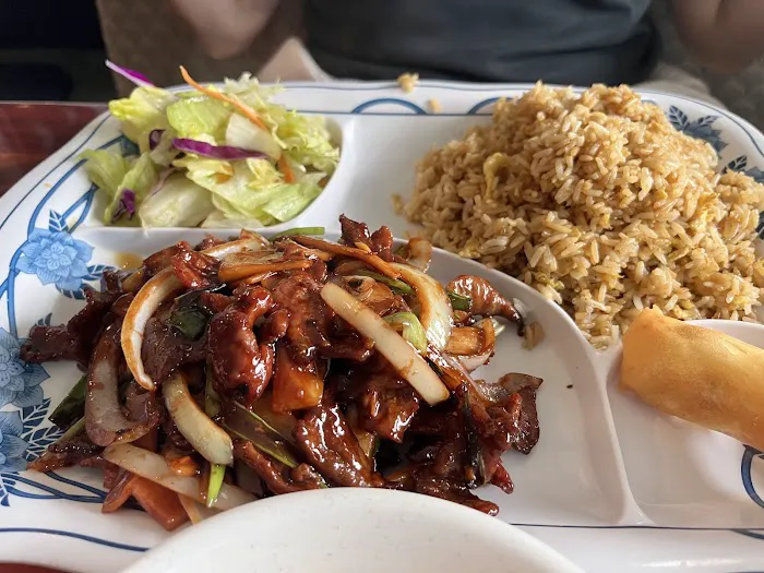 Moon Wok 5