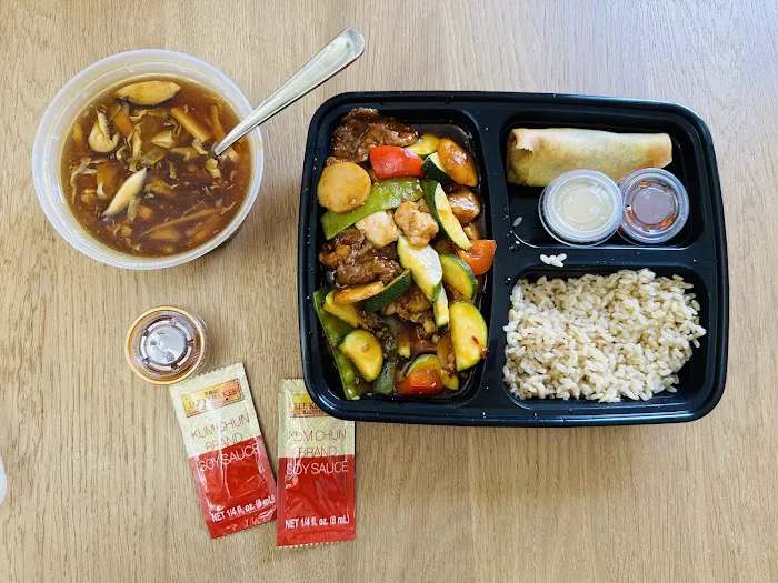 D&D CHINESE CUISINE /SECO CANYON LOCATION 3
