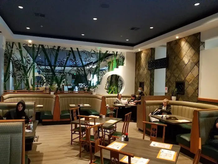 D&D FireArt Cuisine/Plum Canyon Location 9