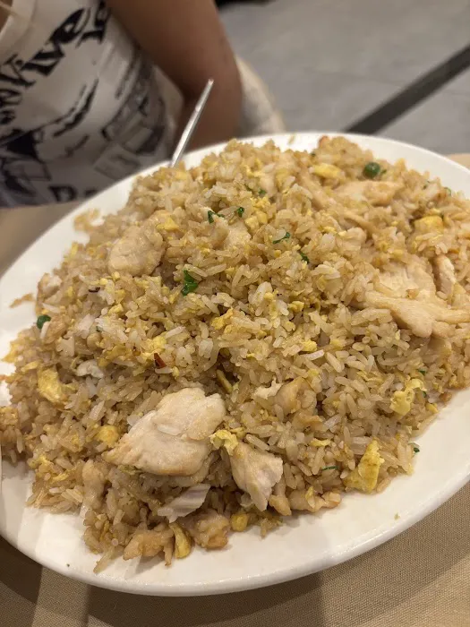 Golden Wok Restaurant 1