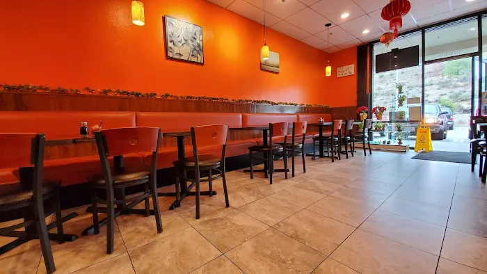 Golden Wok Restaurant 5