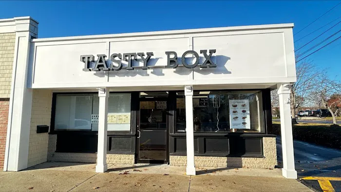 Tasty Box 1