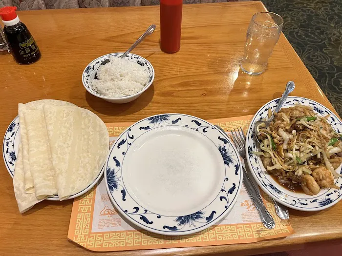 Golden Bowl Restaurant 6