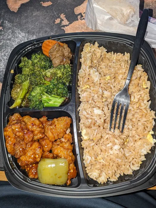 Hy-Vee Chinese 3