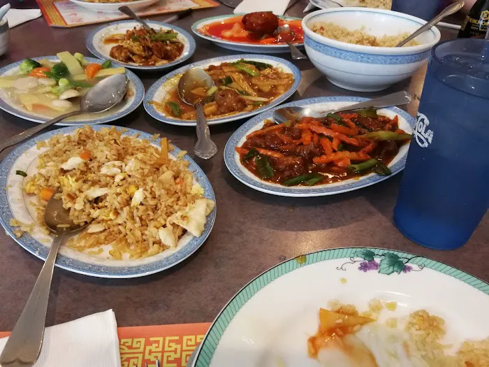 Golden Harvest | Chinese Restaurant 8