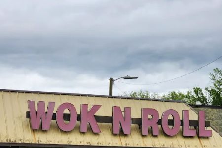 Wok N Roll