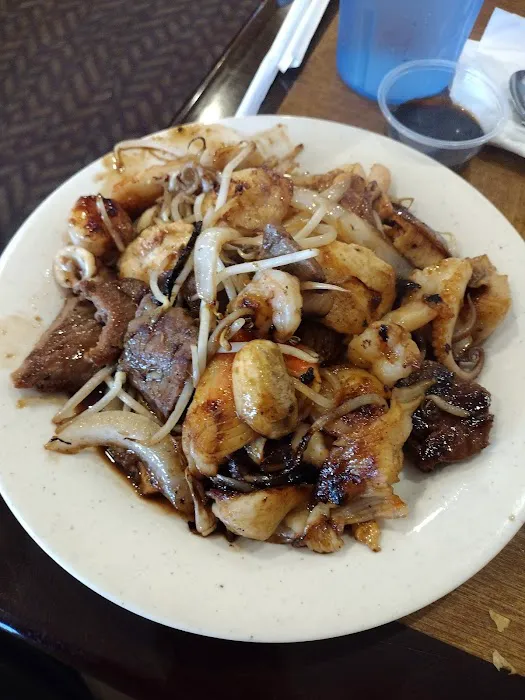 Asian Buffet Grill & Sushi 4