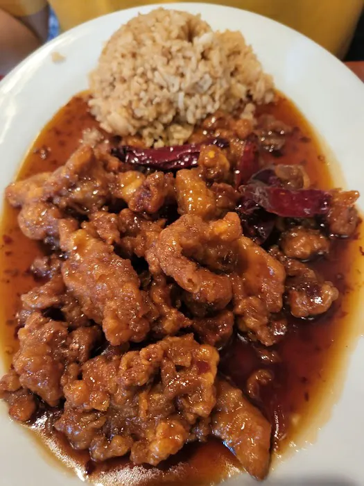 Dragon Den Chinese Restaurant 6