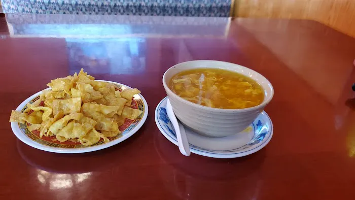 Dragon Den Chinese Restaurant 10
