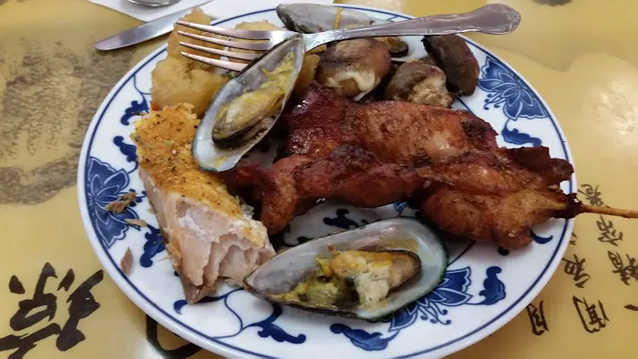 New Happy Garden Restaurant 8