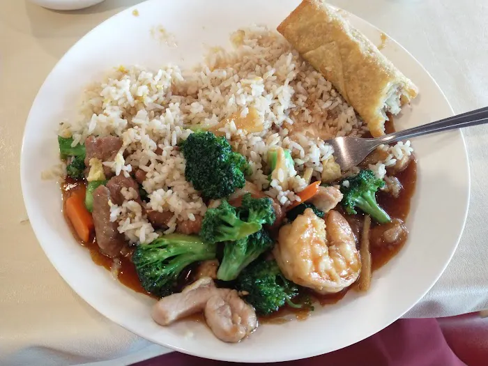 New China Palace Restaurant 8