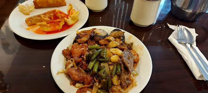 Peking Chinese Restaurant 1