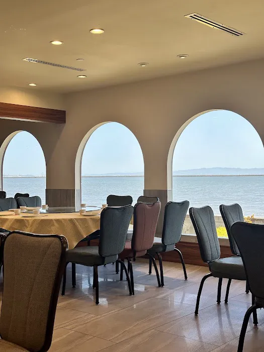 HL Peninsula Pearl 8